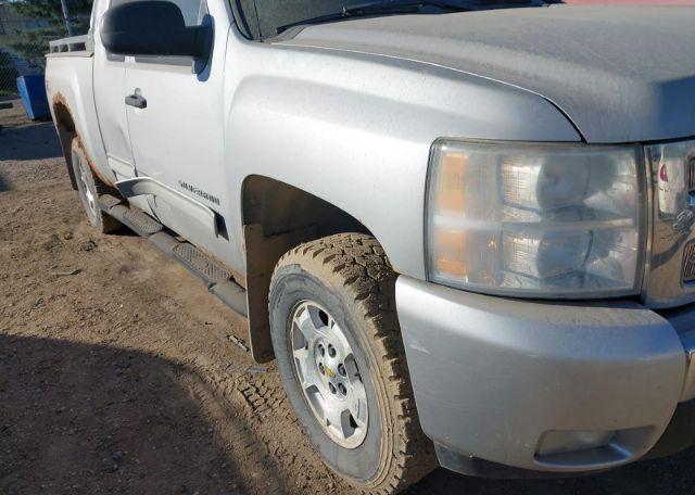 2011 CHEVROLET SILVERADO K1500 LT