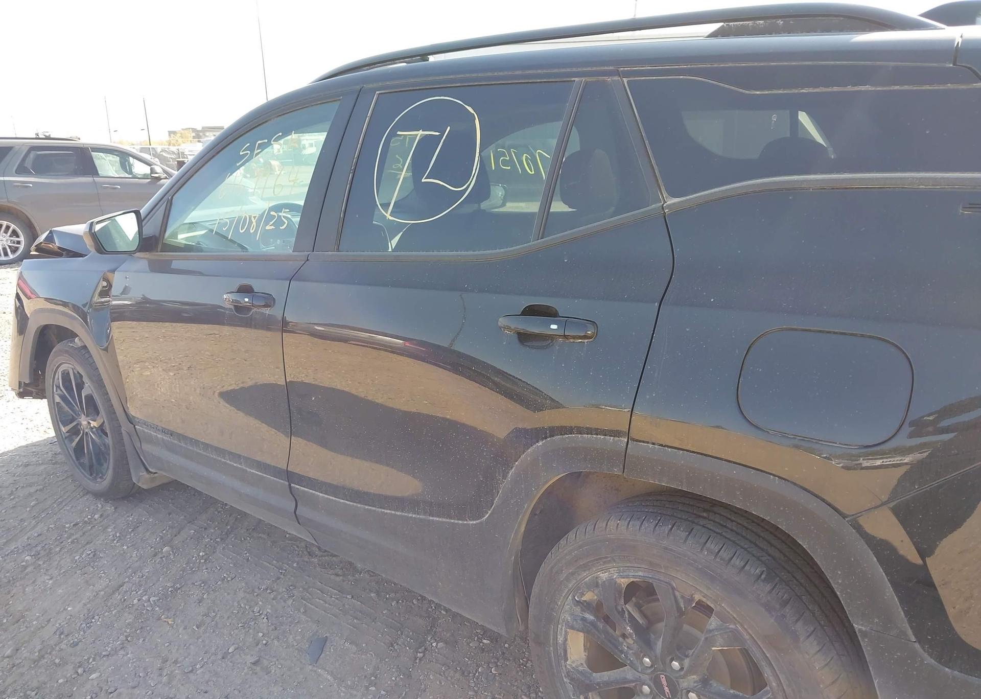2022 GMC TERRAIN SLE