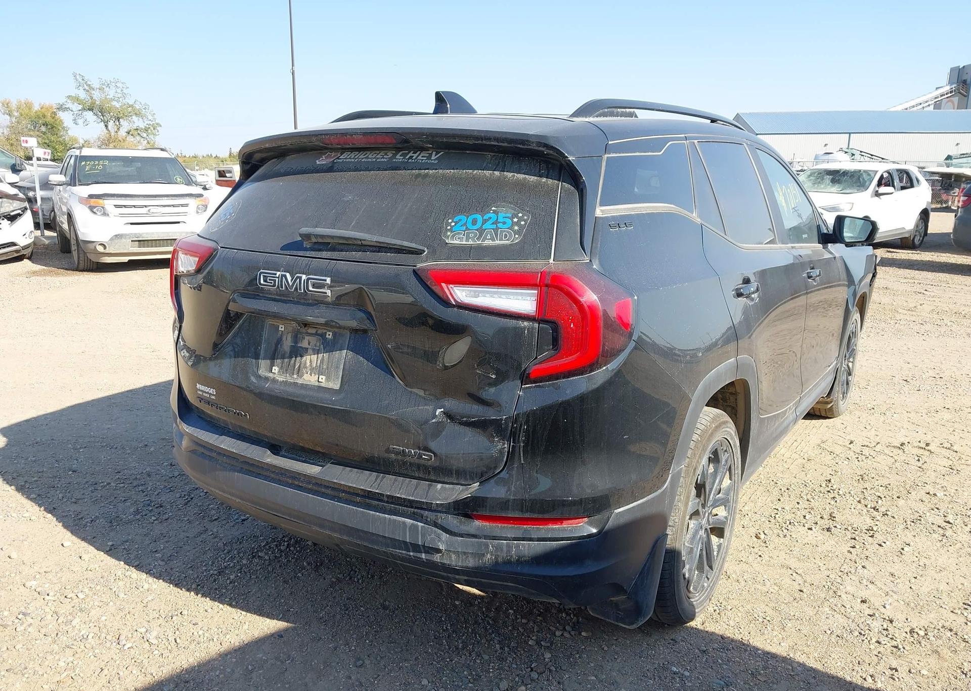 2022 GMC TERRAIN SLE