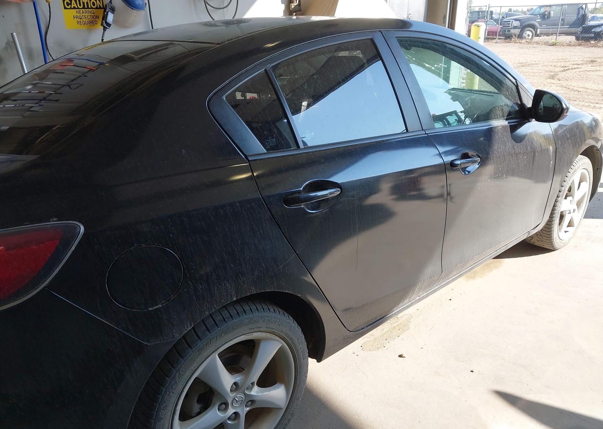 2013 MAZDA 3 I