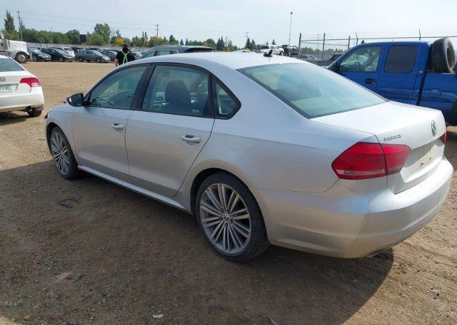 2012 VOLKSWAGEN PASSAT S