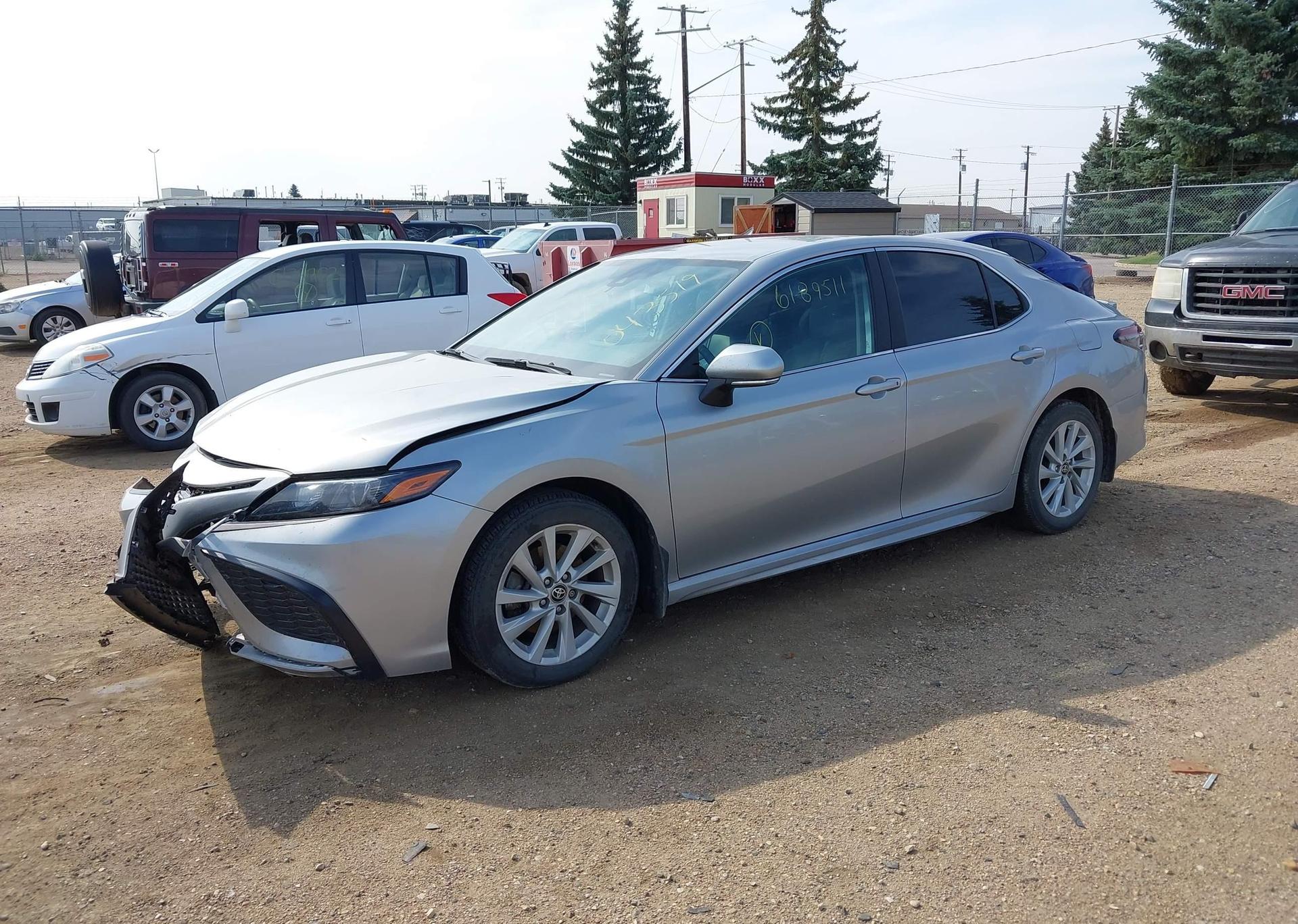2022 TOYOTA CAMRY SE