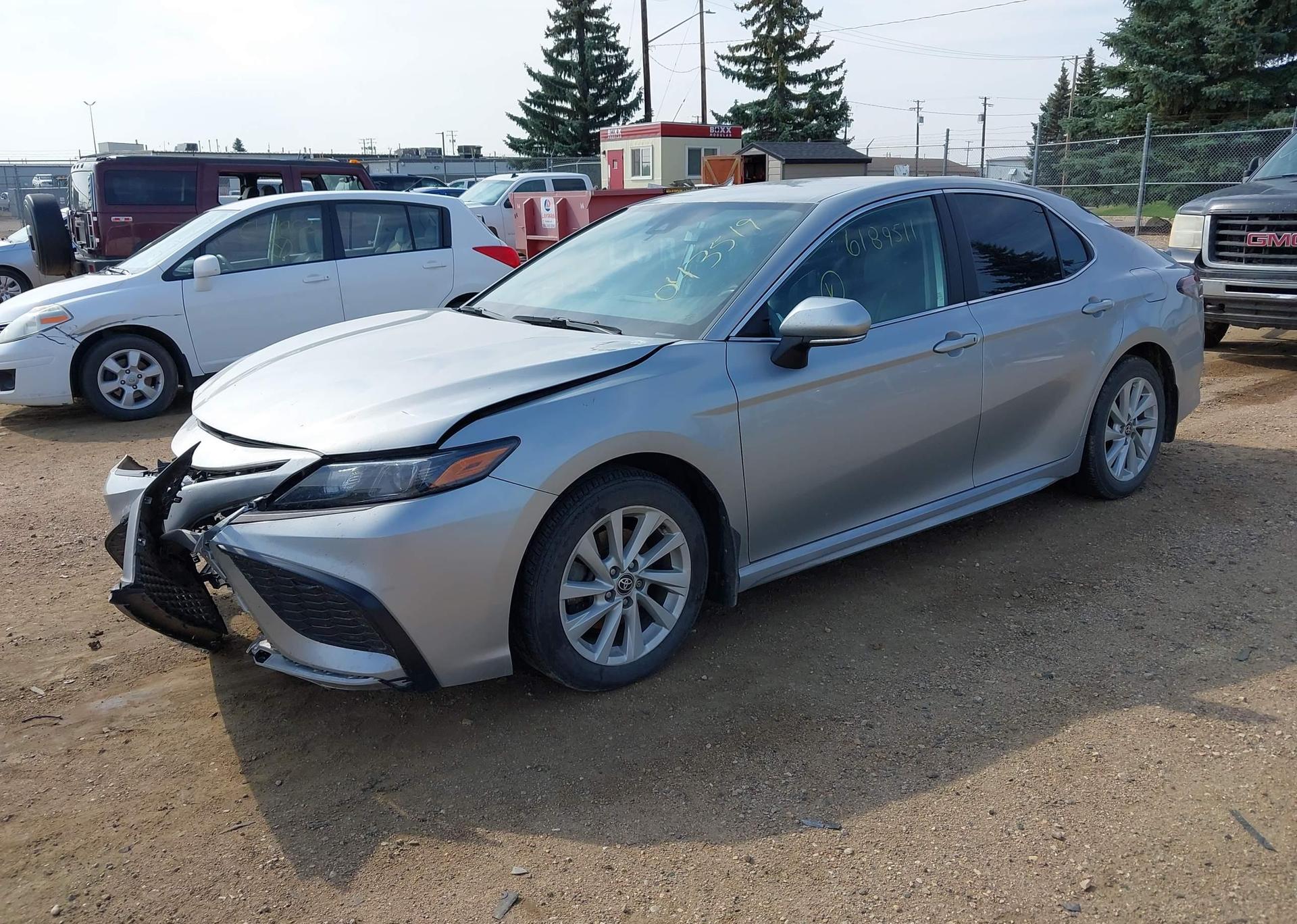 2022 TOYOTA CAMRY SE