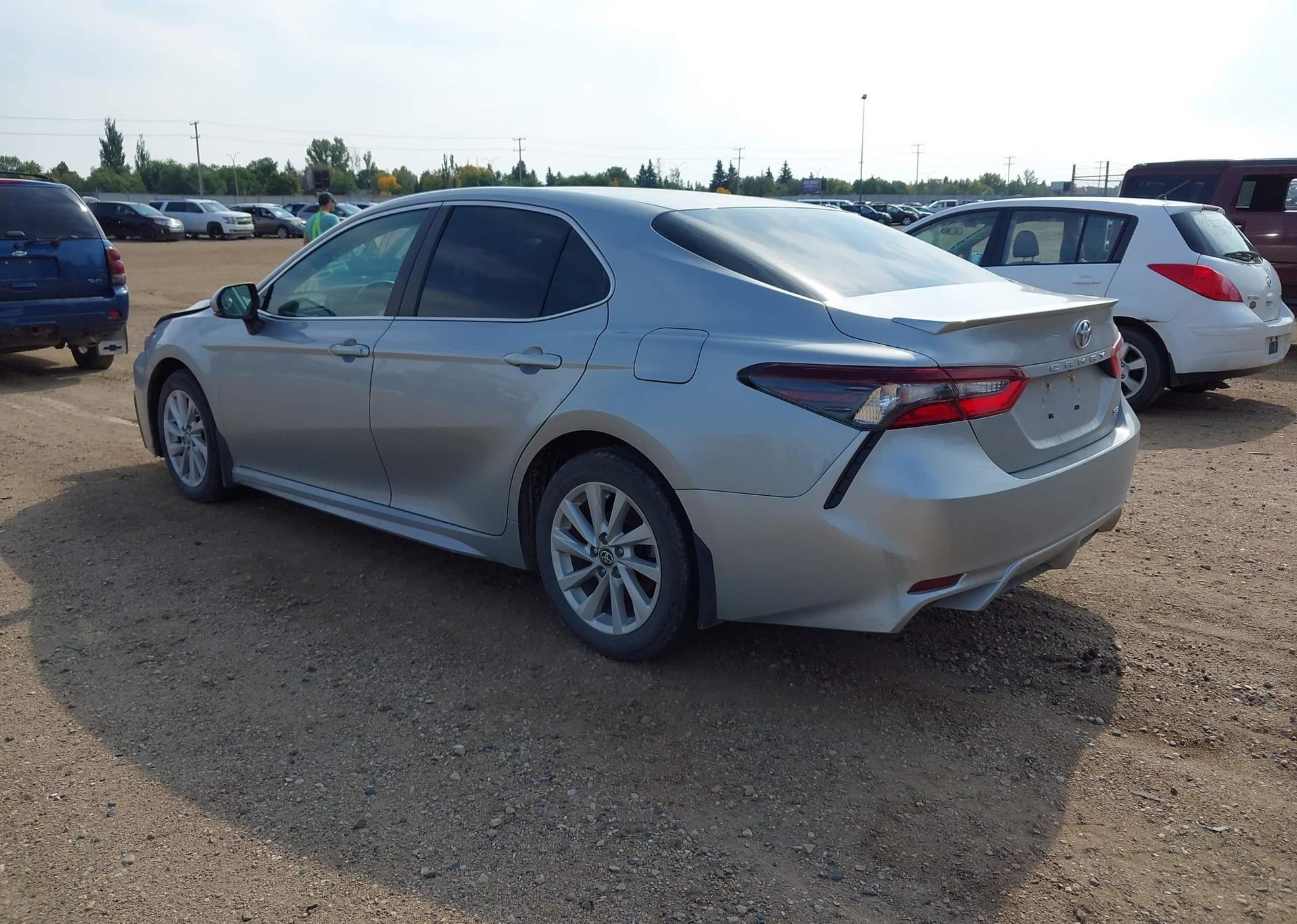 2022 TOYOTA CAMRY SE
