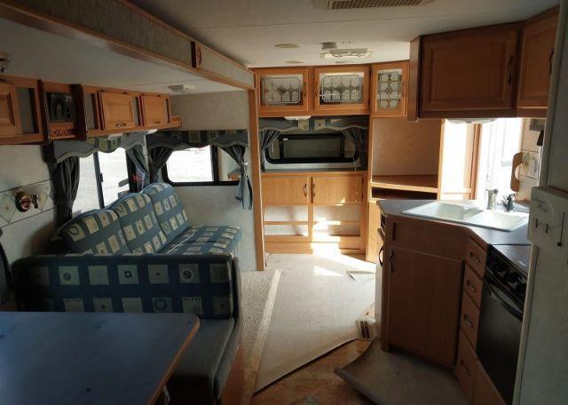 2004 FLEETWOOD 290FLS