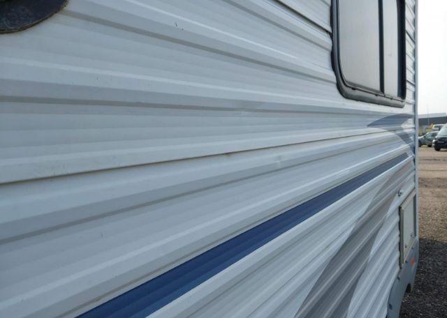 2004 FLEETWOOD 290FLS