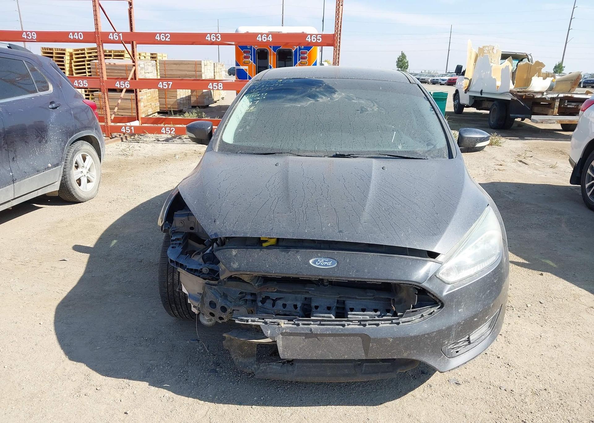 2015 FORD FOCUS SE