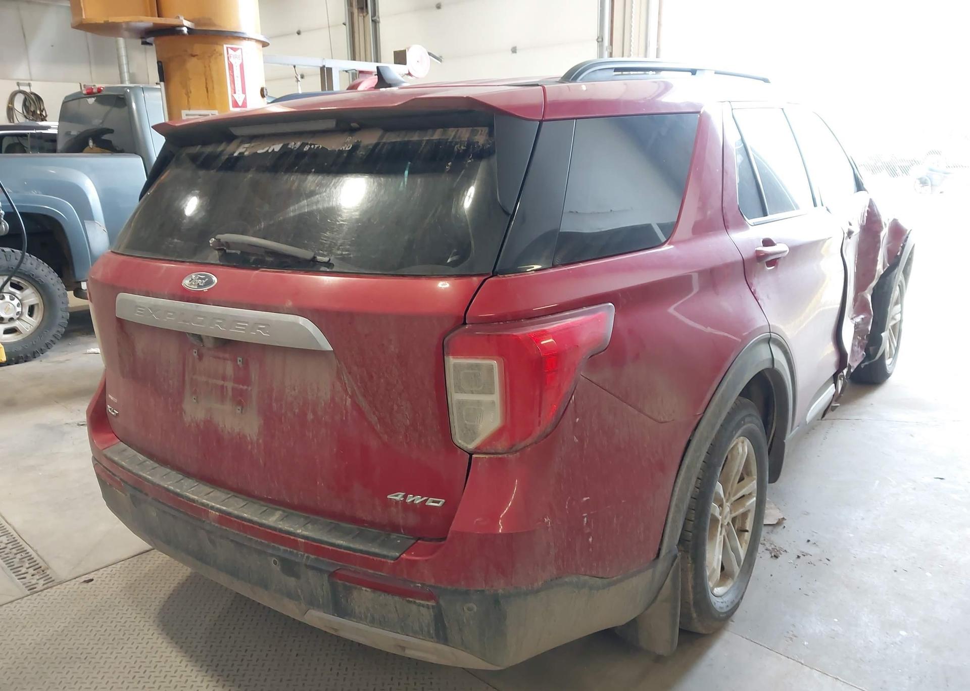 2022 FORD EXPLORER XLT