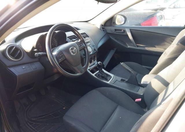 2011 MAZDA 3 I