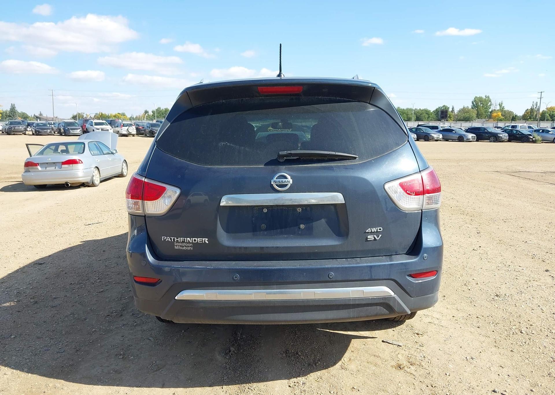 2015 NISSAN PATHFINDER S