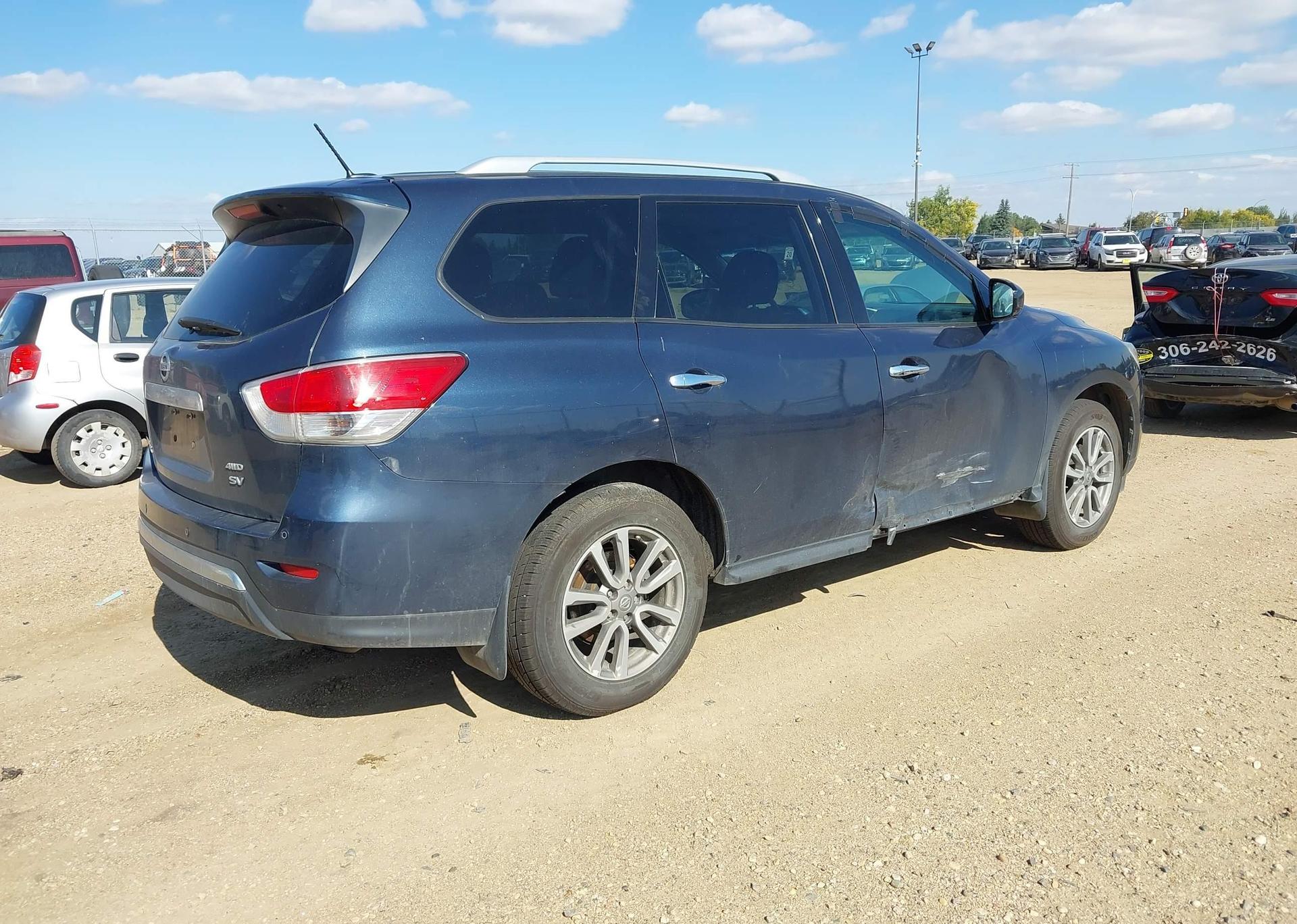 2015 NISSAN PATHFINDER S