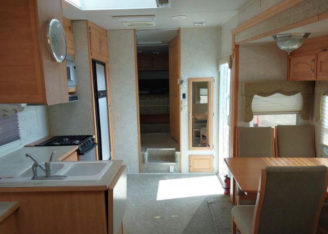 2006 GENERAL COACH 29CKS