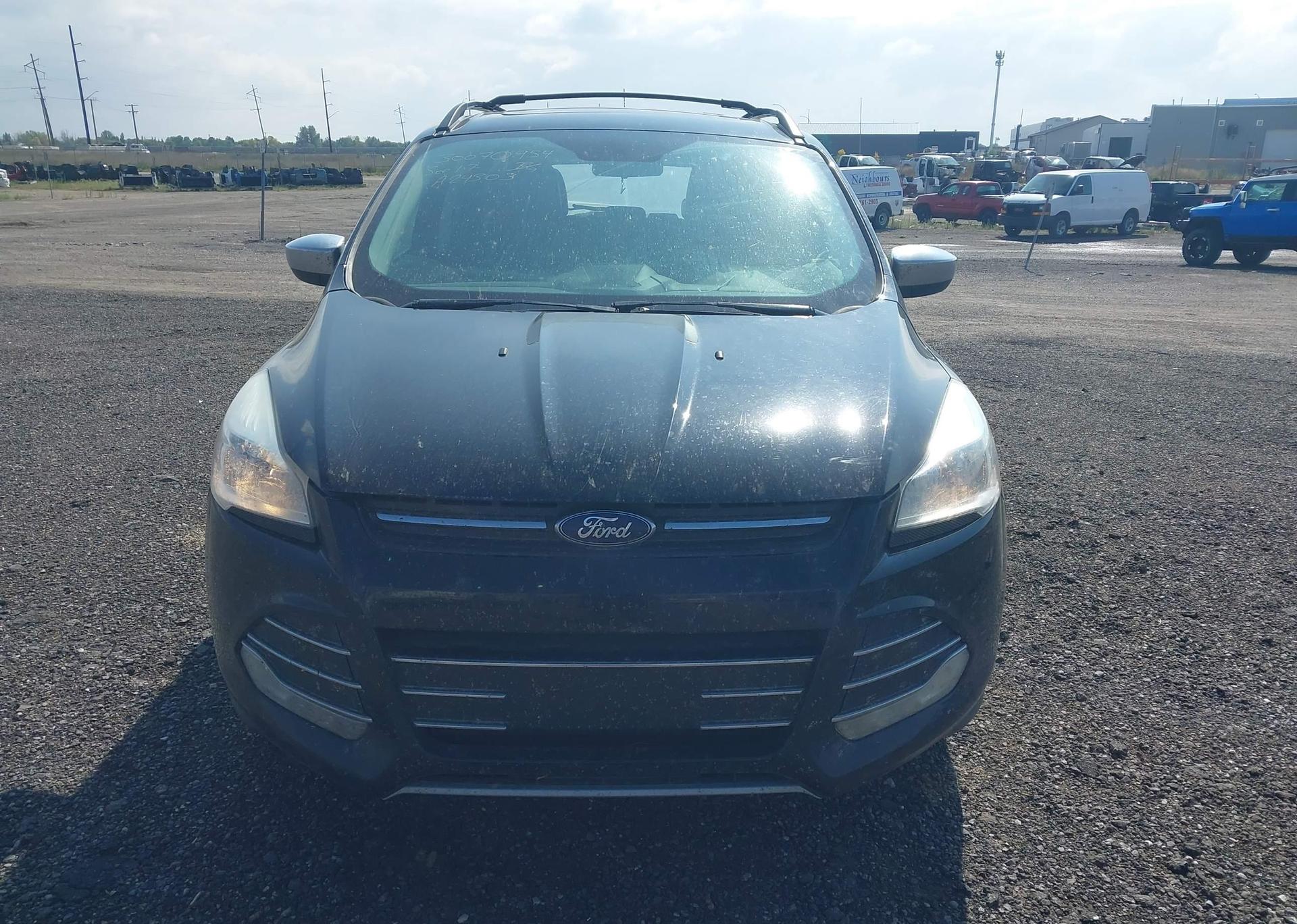 2016 FORD ESCAPE SE