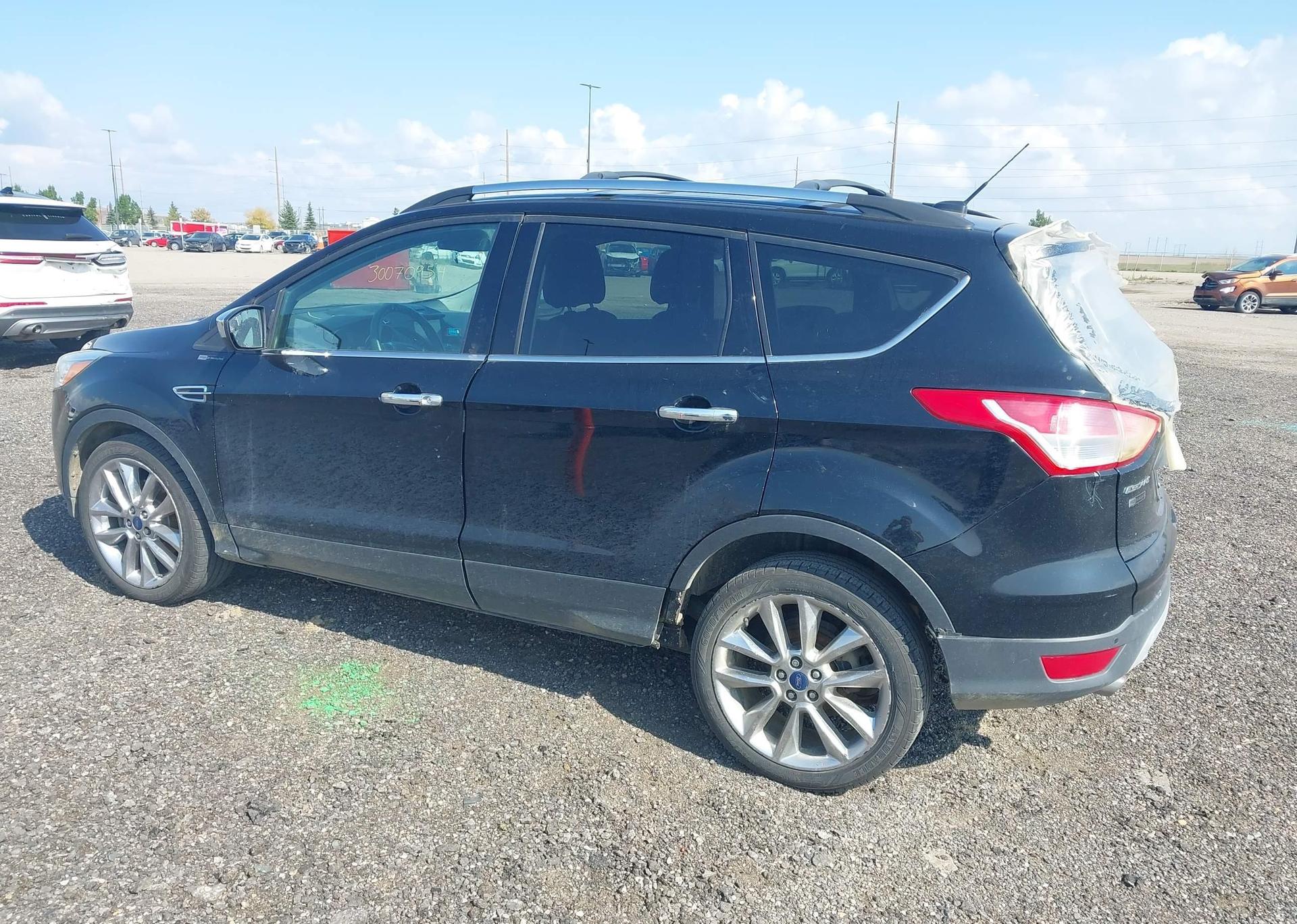 2016 FORD ESCAPE SE