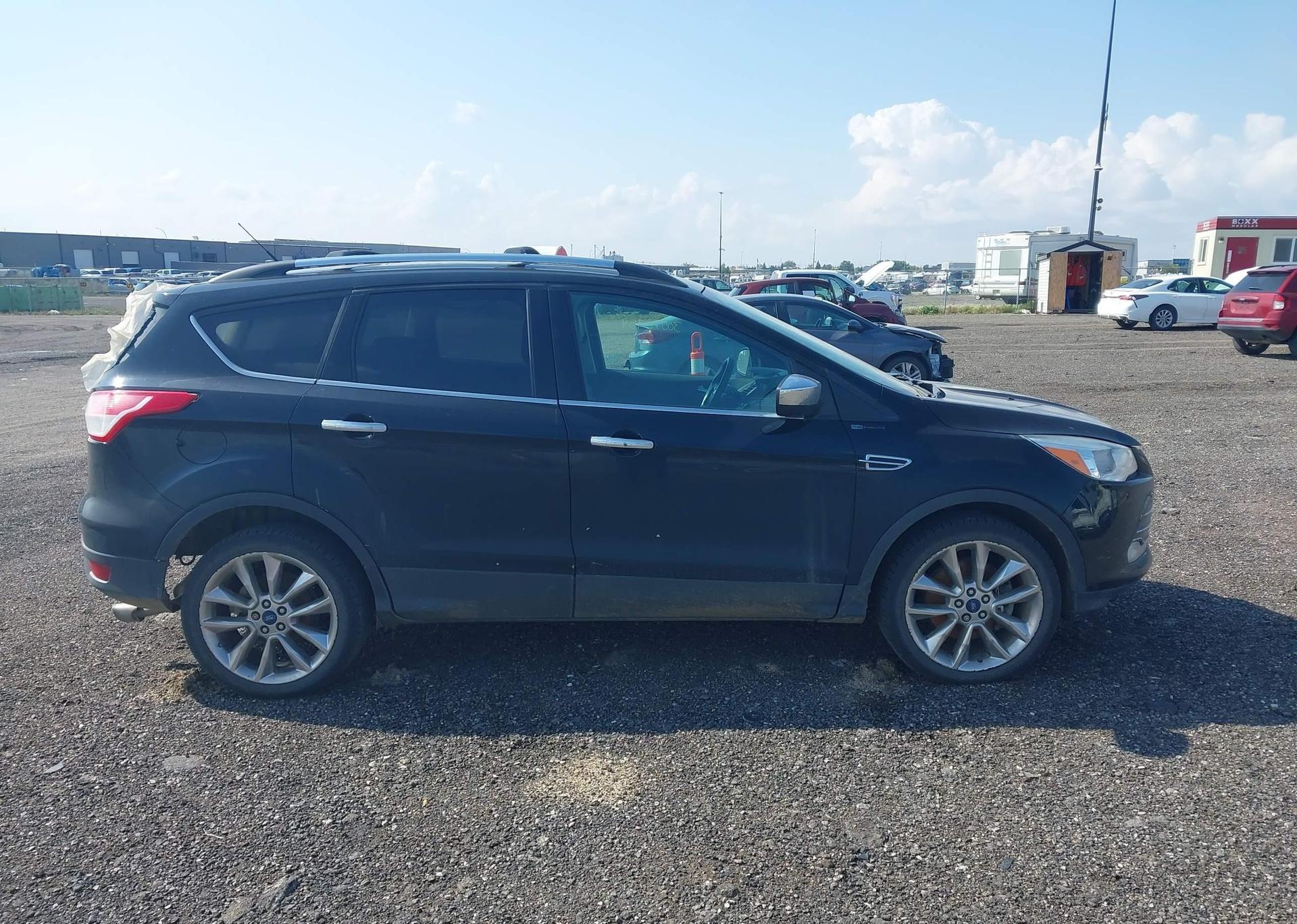 2016 FORD ESCAPE SE
