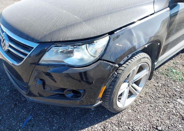 2011 VOLKSWAGEN TIGUAN S