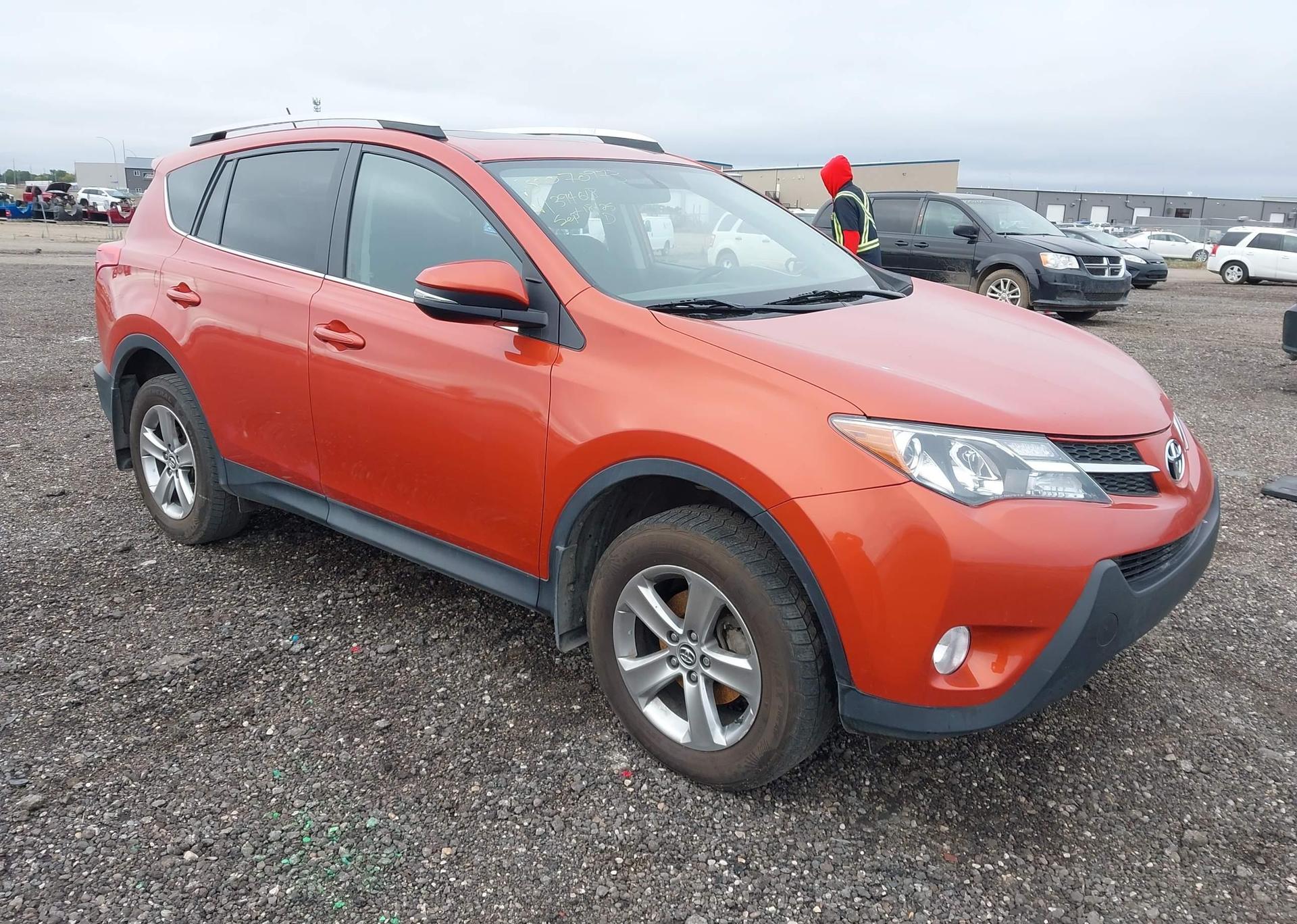 2015 TOYOTA RAV4 XLE