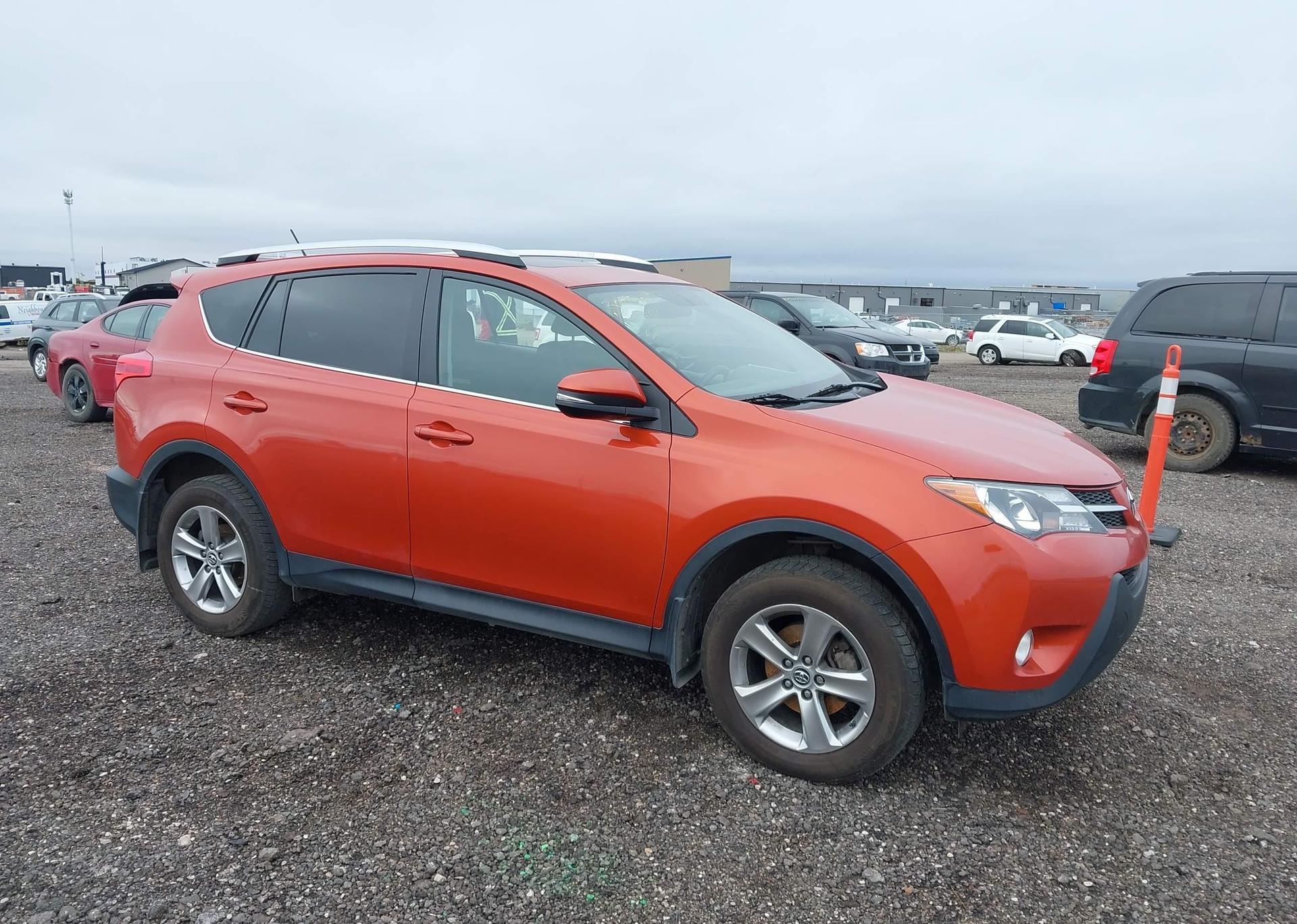 2015 TOYOTA RAV4 XLE