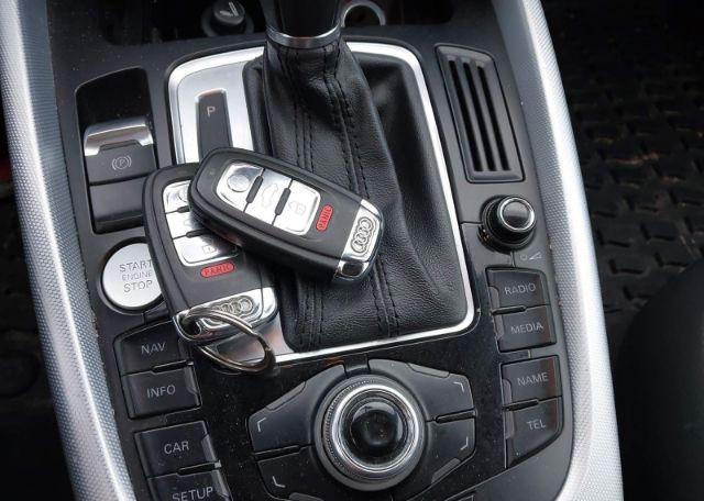 2012 AUDI Q5 PRESTIGE