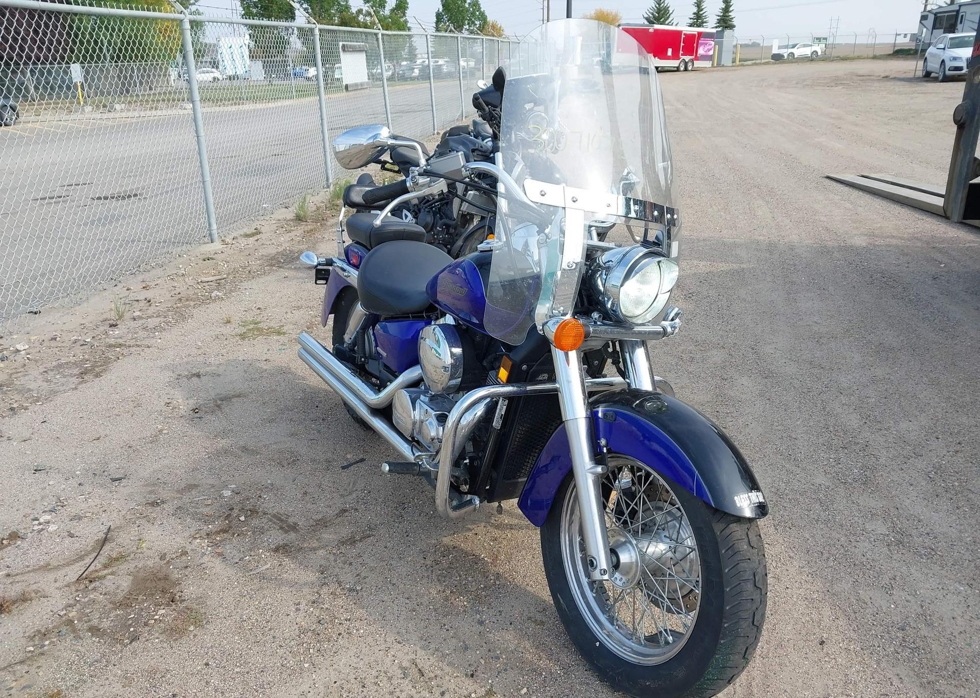 2005 HONDA VT750 CA