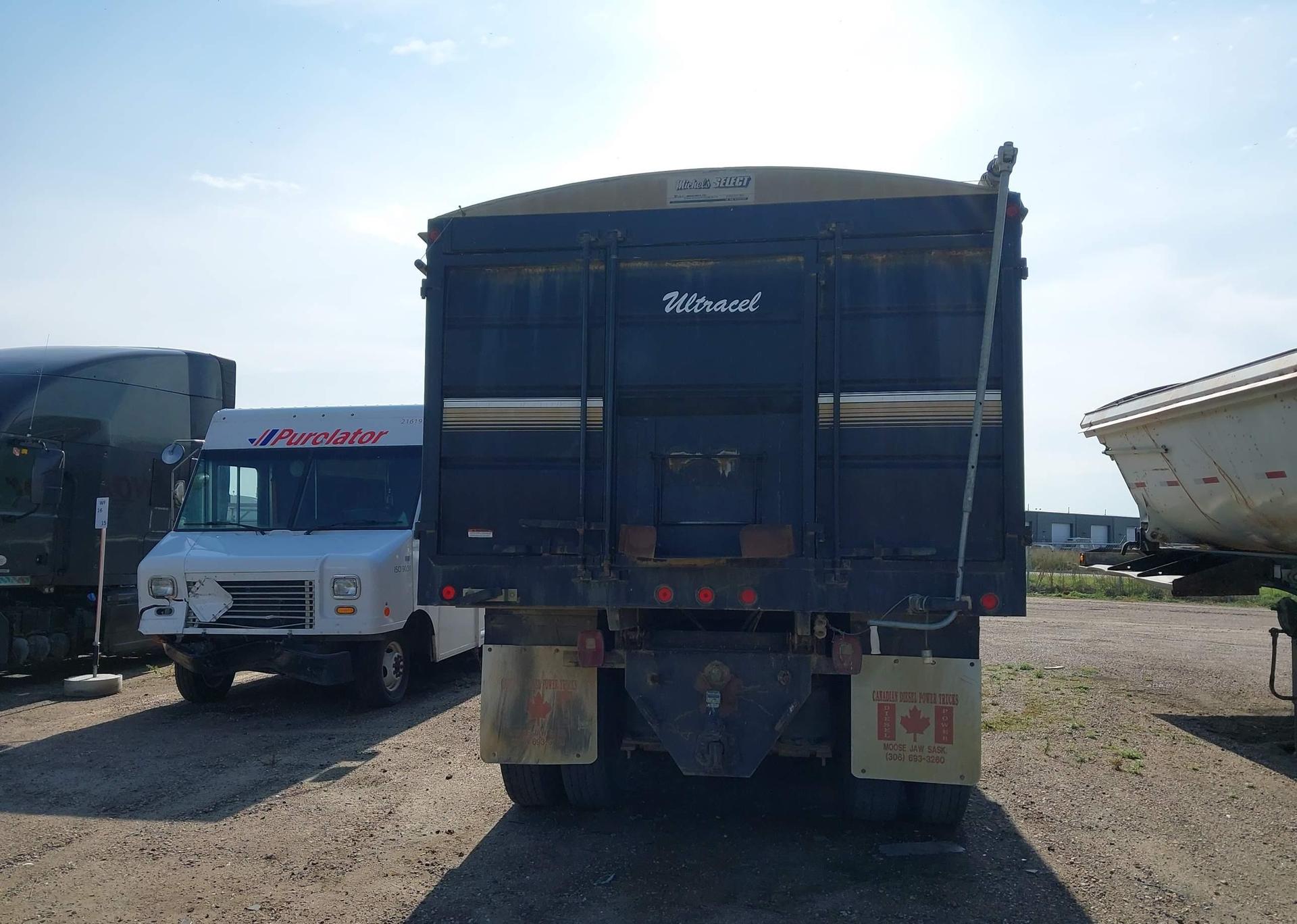 1995 FORD L-SERIES LTLA9000