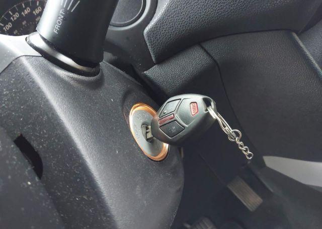 2011 MITSUBISHI RVR SE