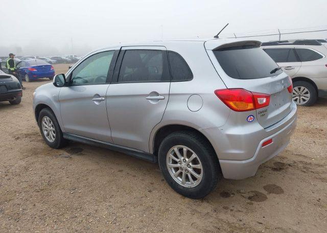 2011 MITSUBISHI RVR SE