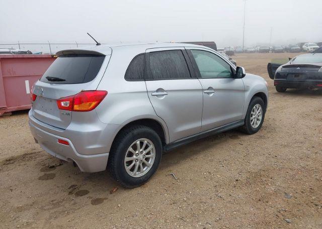2011 MITSUBISHI RVR SE
