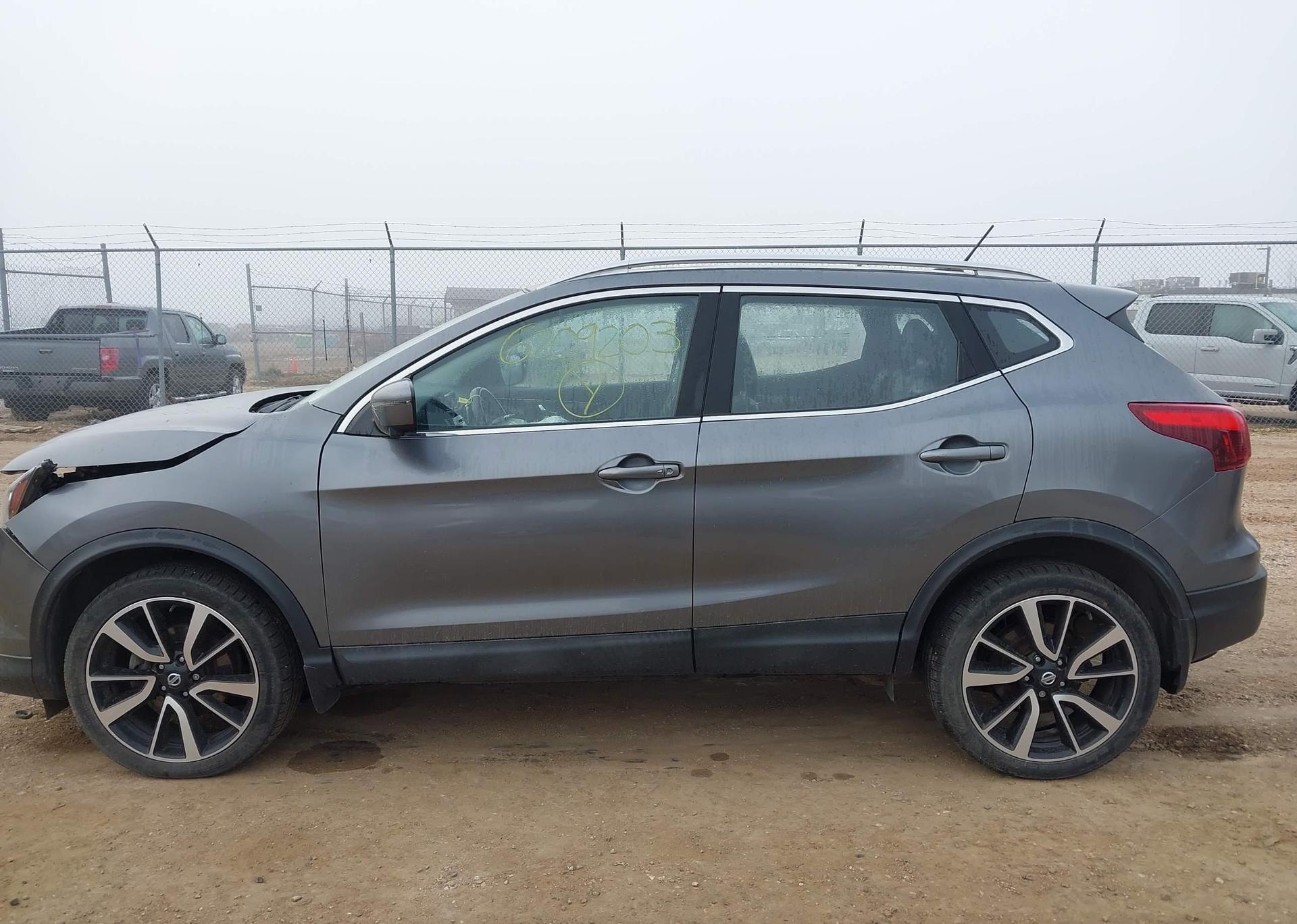 2017 NISSAN QASHQAI S