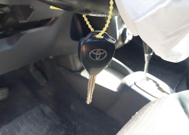 2009 TOYOTA YARIS