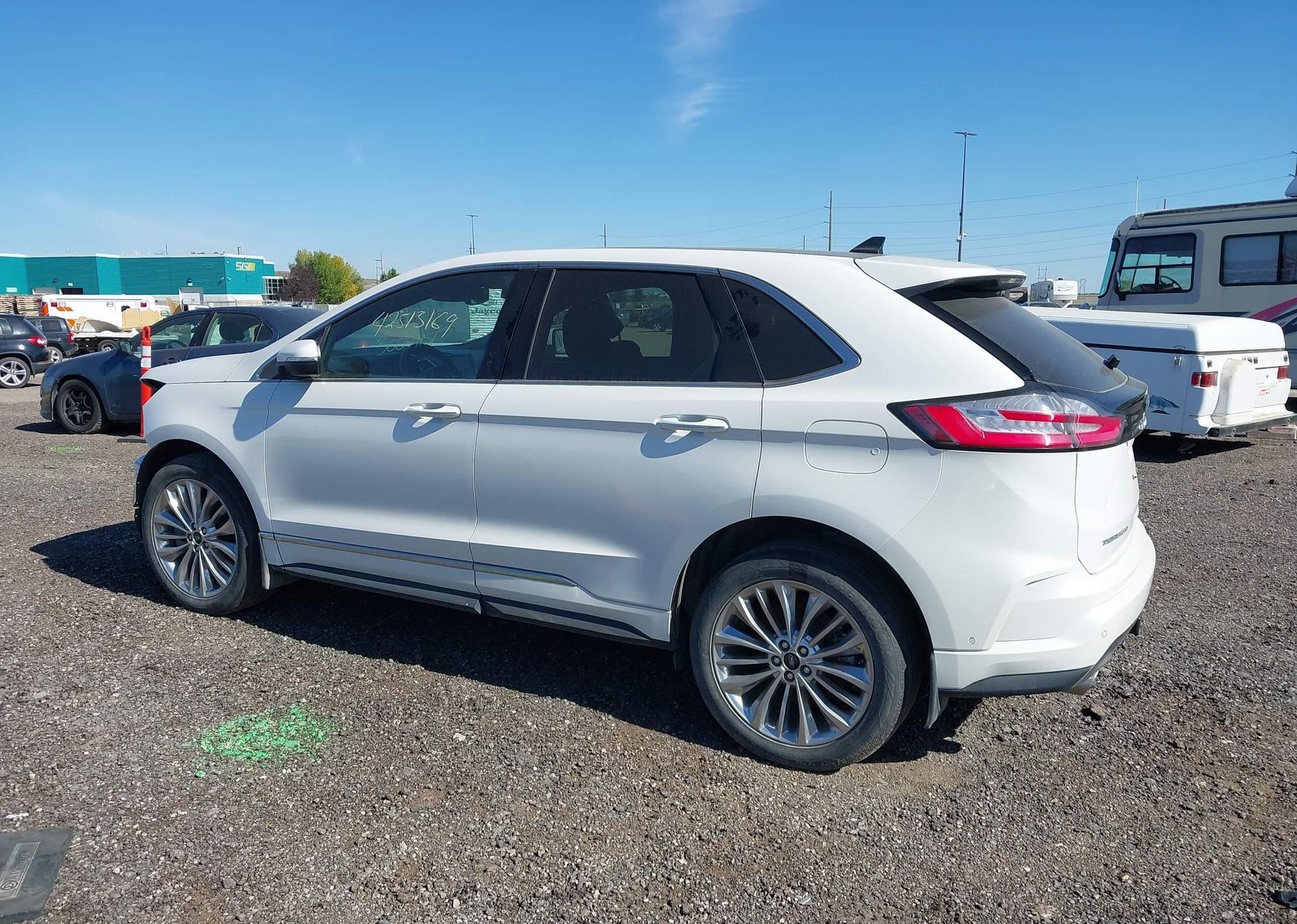 2022 FORD EDGE TITANIUM