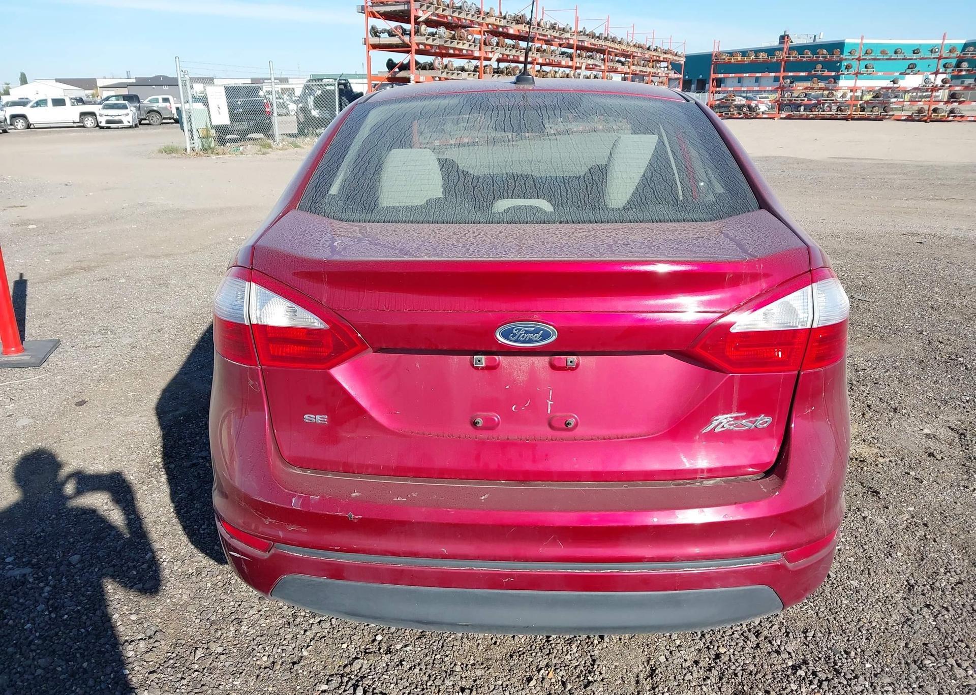 2015 FORD FIESTA SE