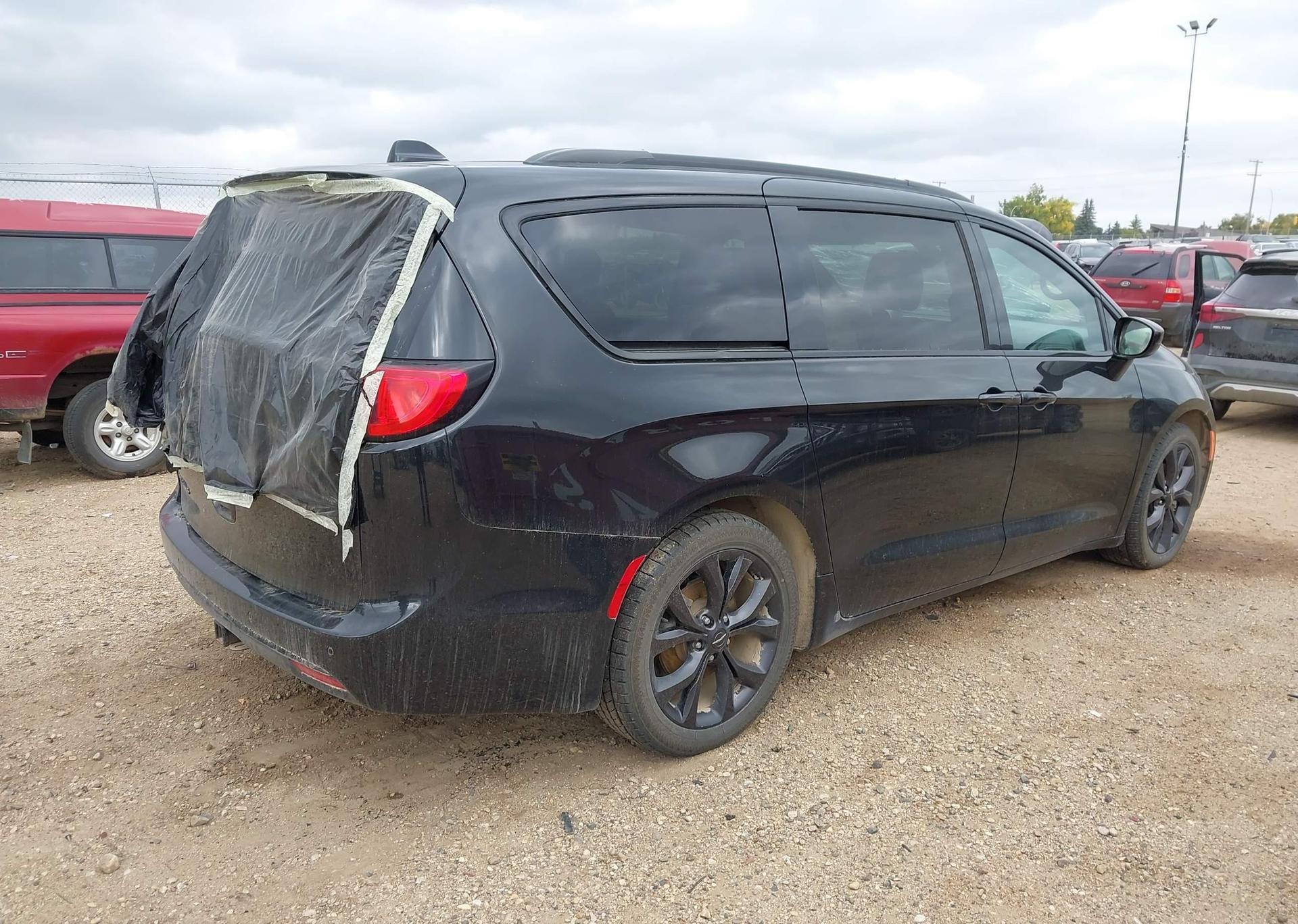 2020 CHRYSLER PACIFICA TOURING L PLUS