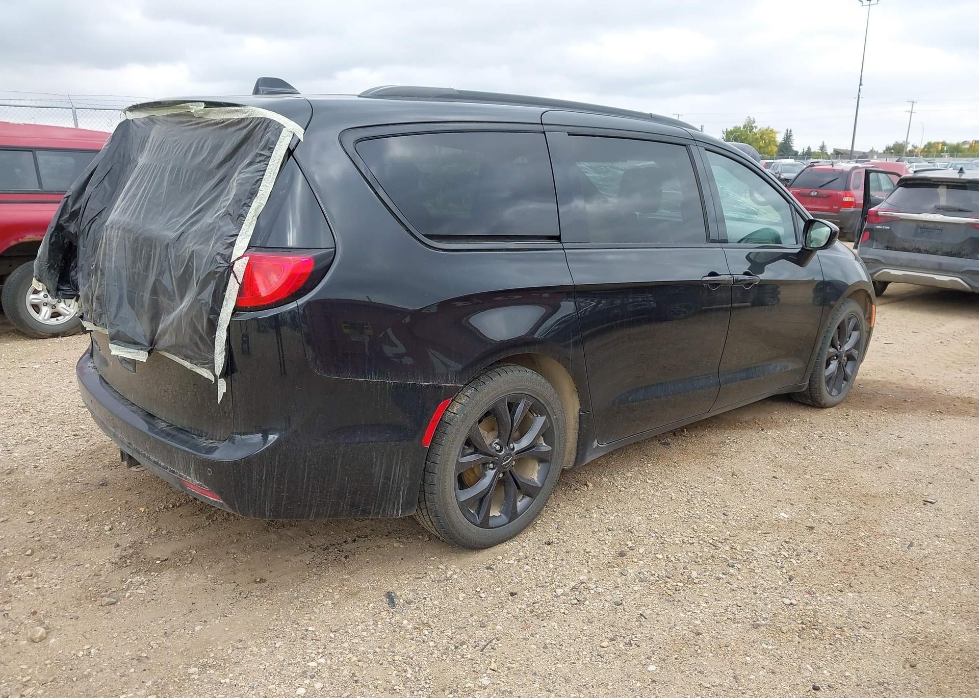 2020 CHRYSLER PACIFICA TOURING L PLUS