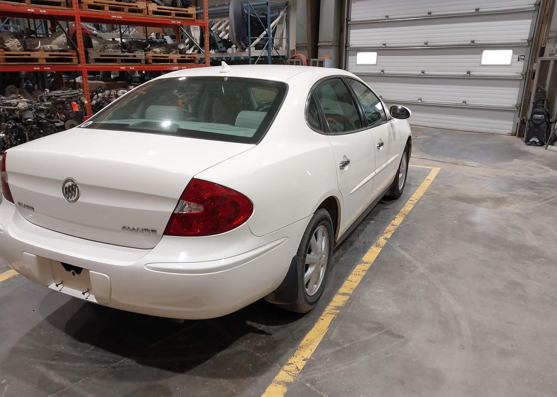 2005 BUICK ALLURE CX