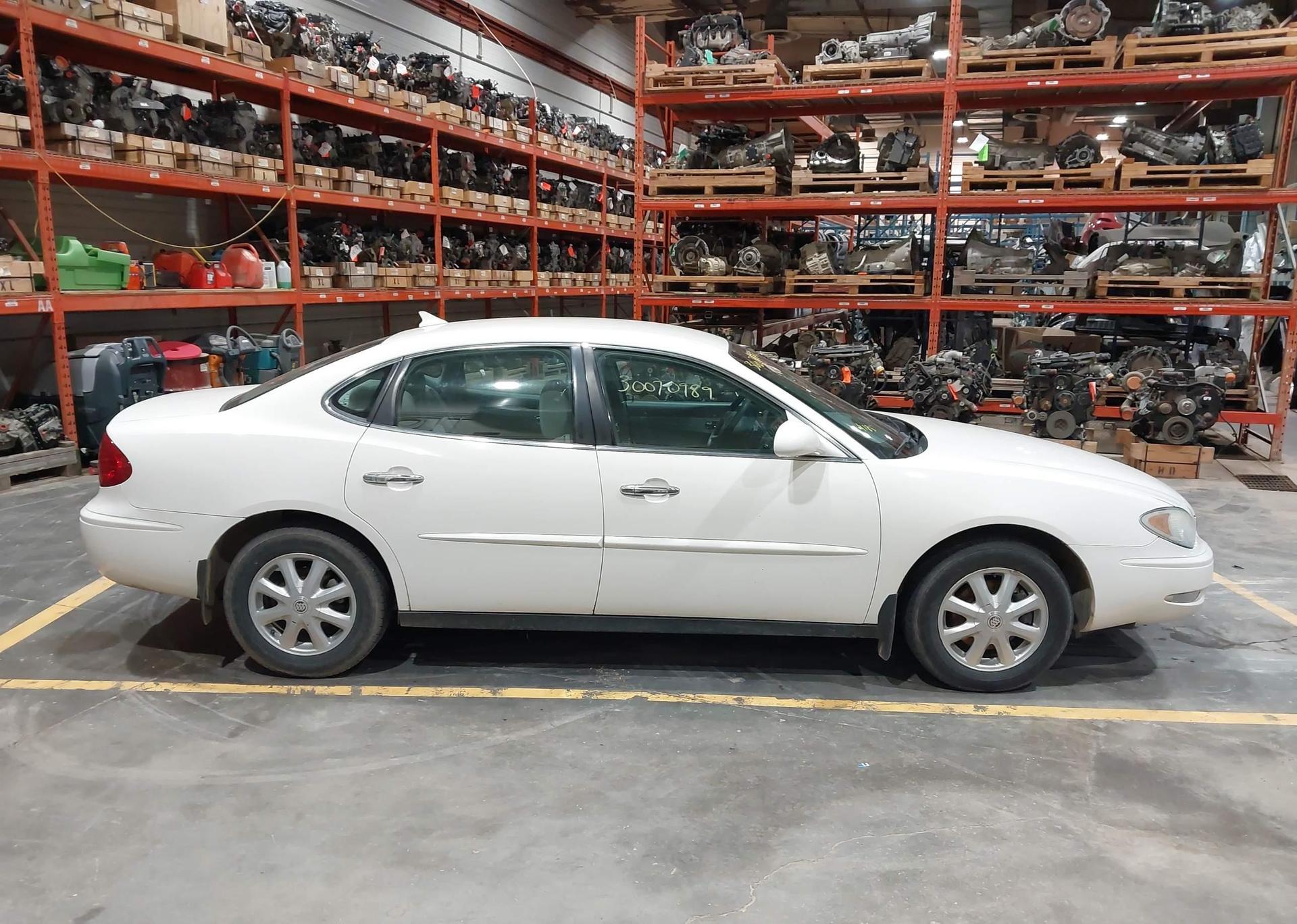 2005 BUICK ALLURE CX