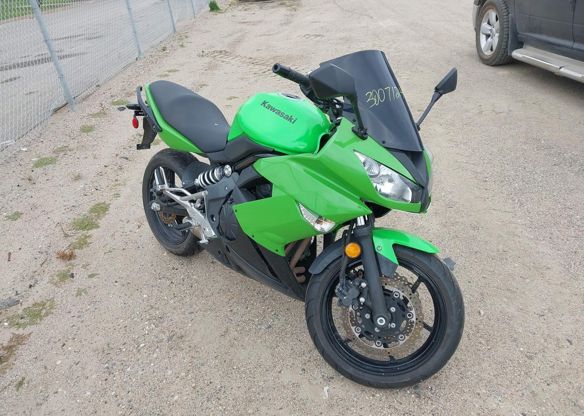 2011 KAWASAKI EX400 CB