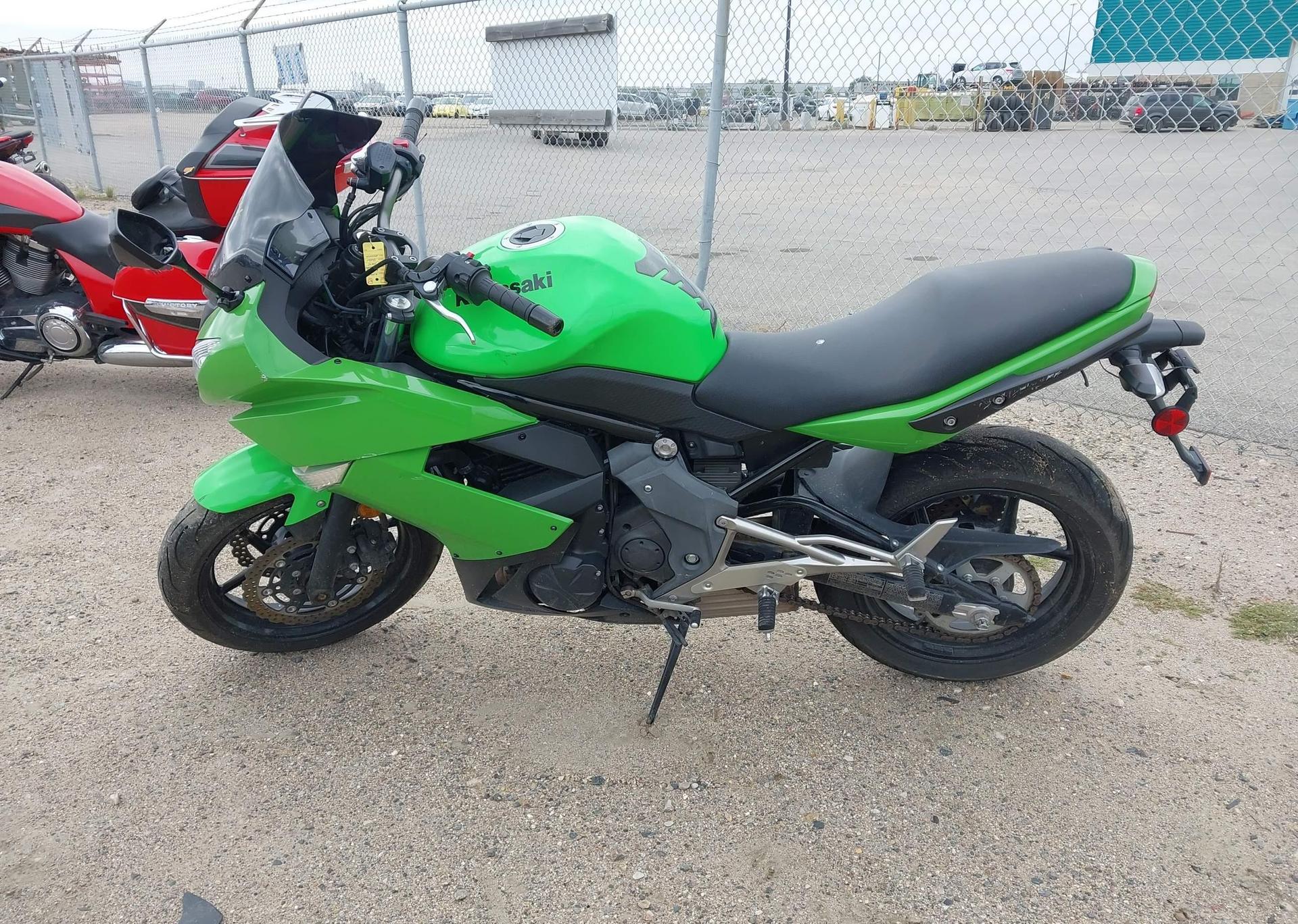 2011 KAWASAKI EX400 CB