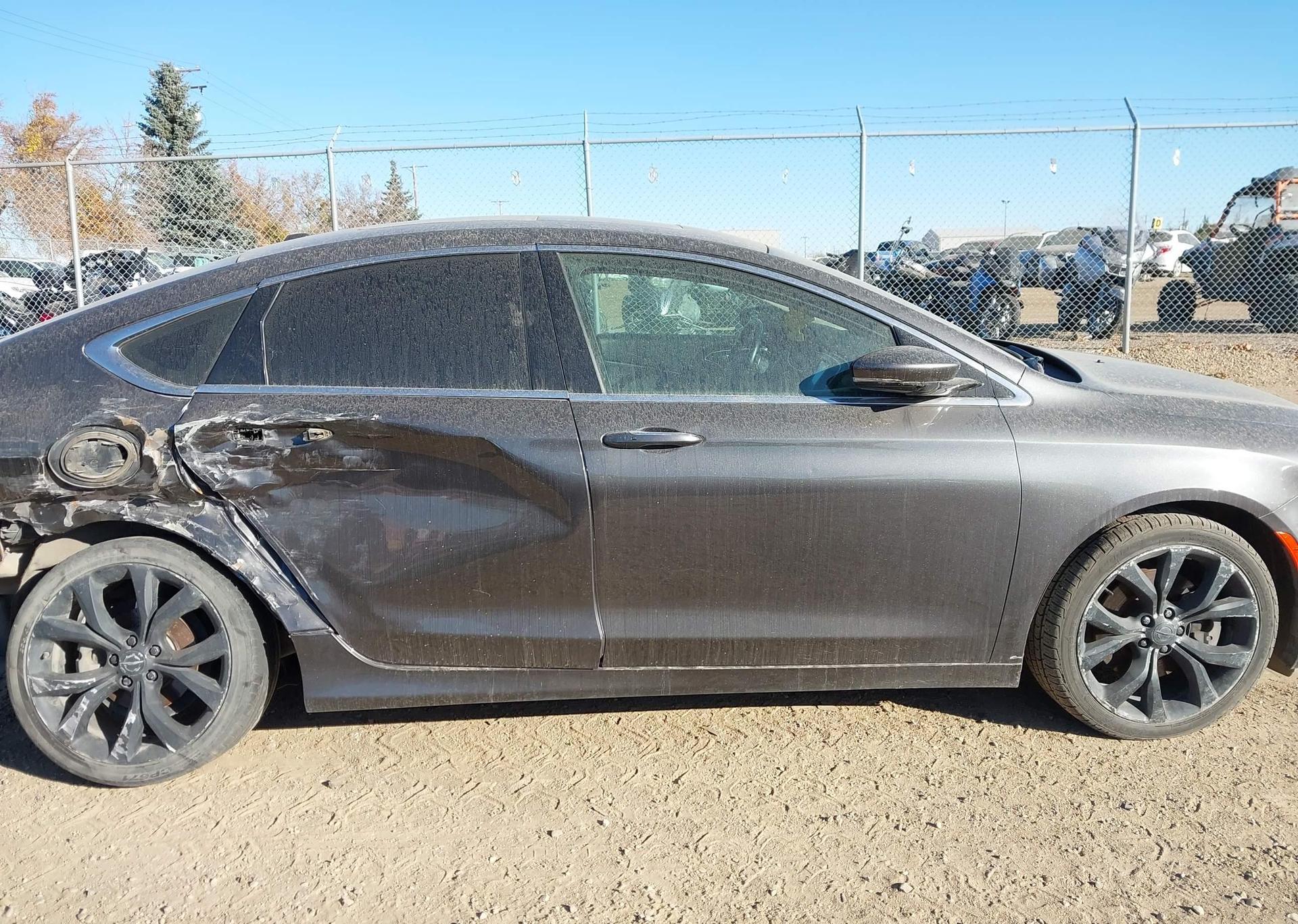 2016 CHRYSLER 200 C