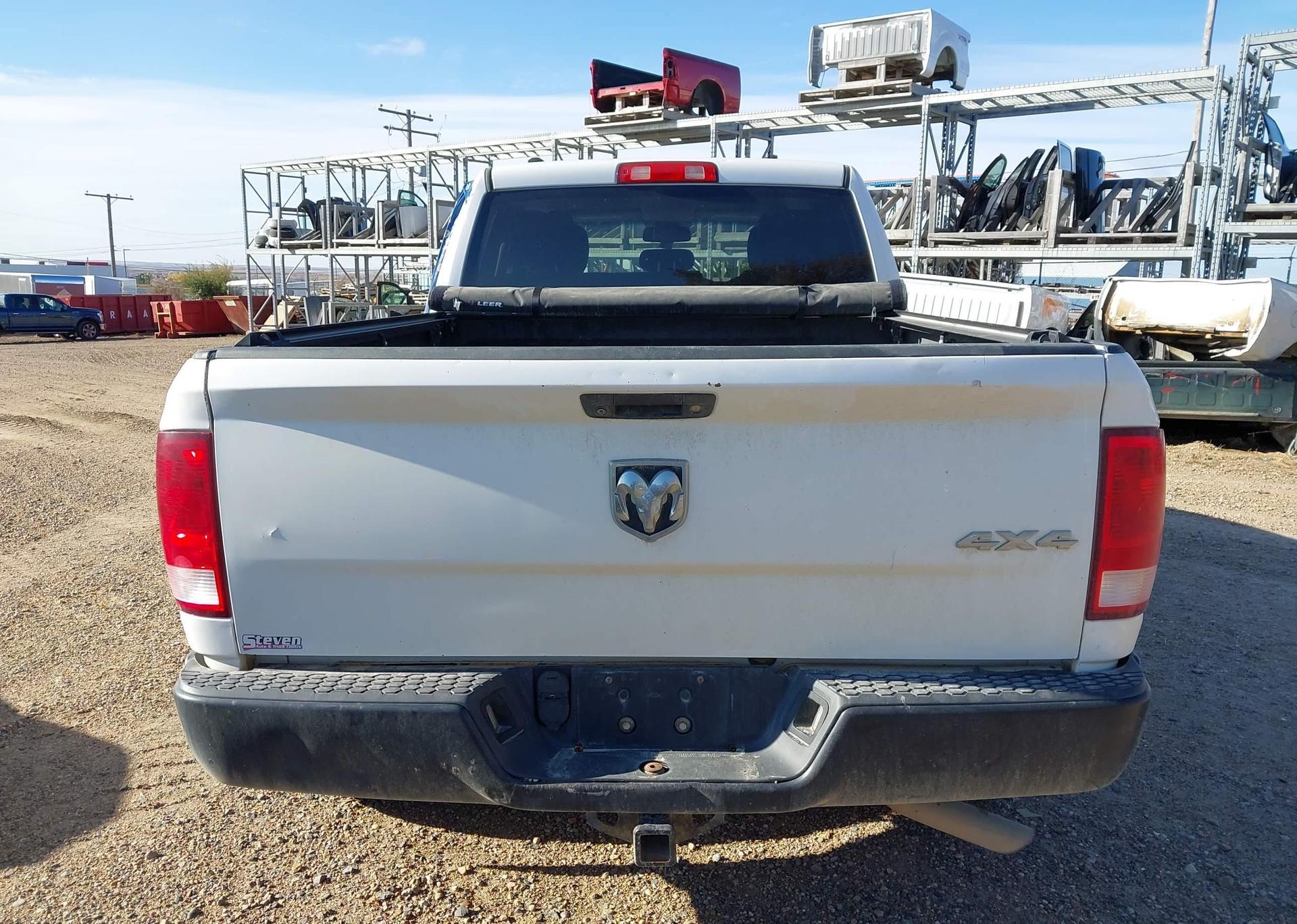 2016 RAM 1500 ST