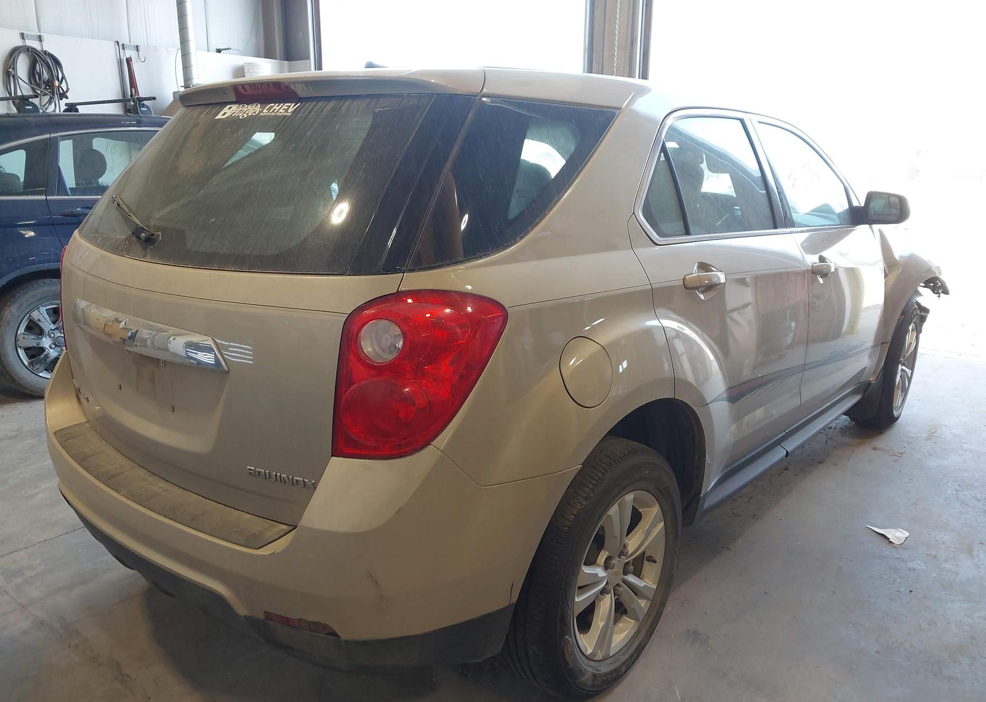 2012 CHEVROLET EQUINOX LS