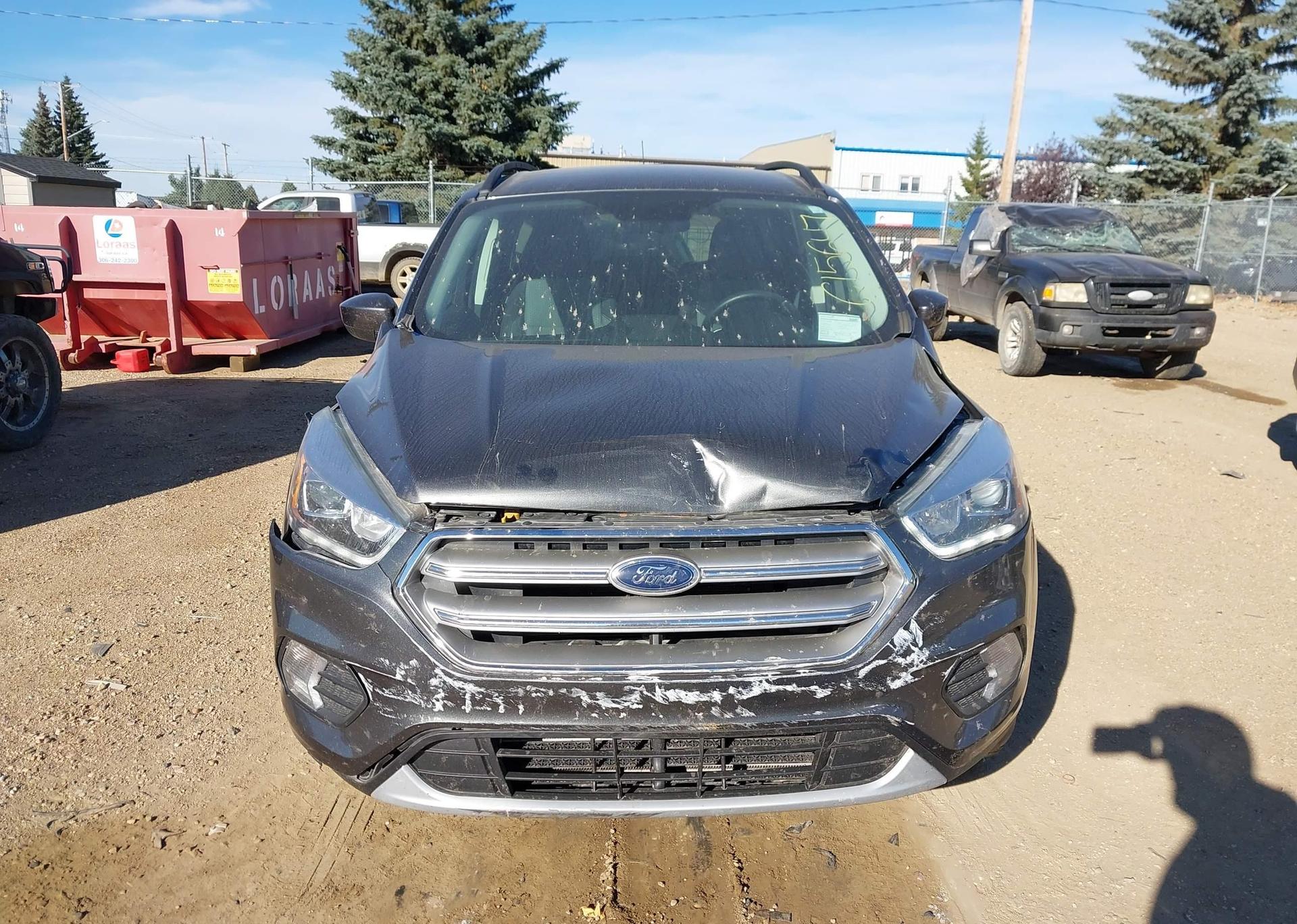 2017 FORD ESCAPE SE