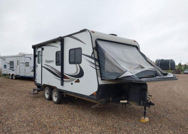 2018 KEYSTONE TRAVEL TRAILER