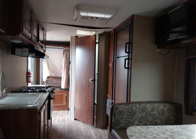 2018 KEYSTONE TRAVEL TRAILER
