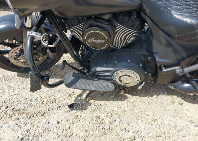 2018 INDIAN MOTORCYCLE CO. CHIEFTAIN DARK HORSE