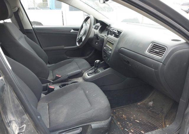 2011 VOLKSWAGEN JETTA S