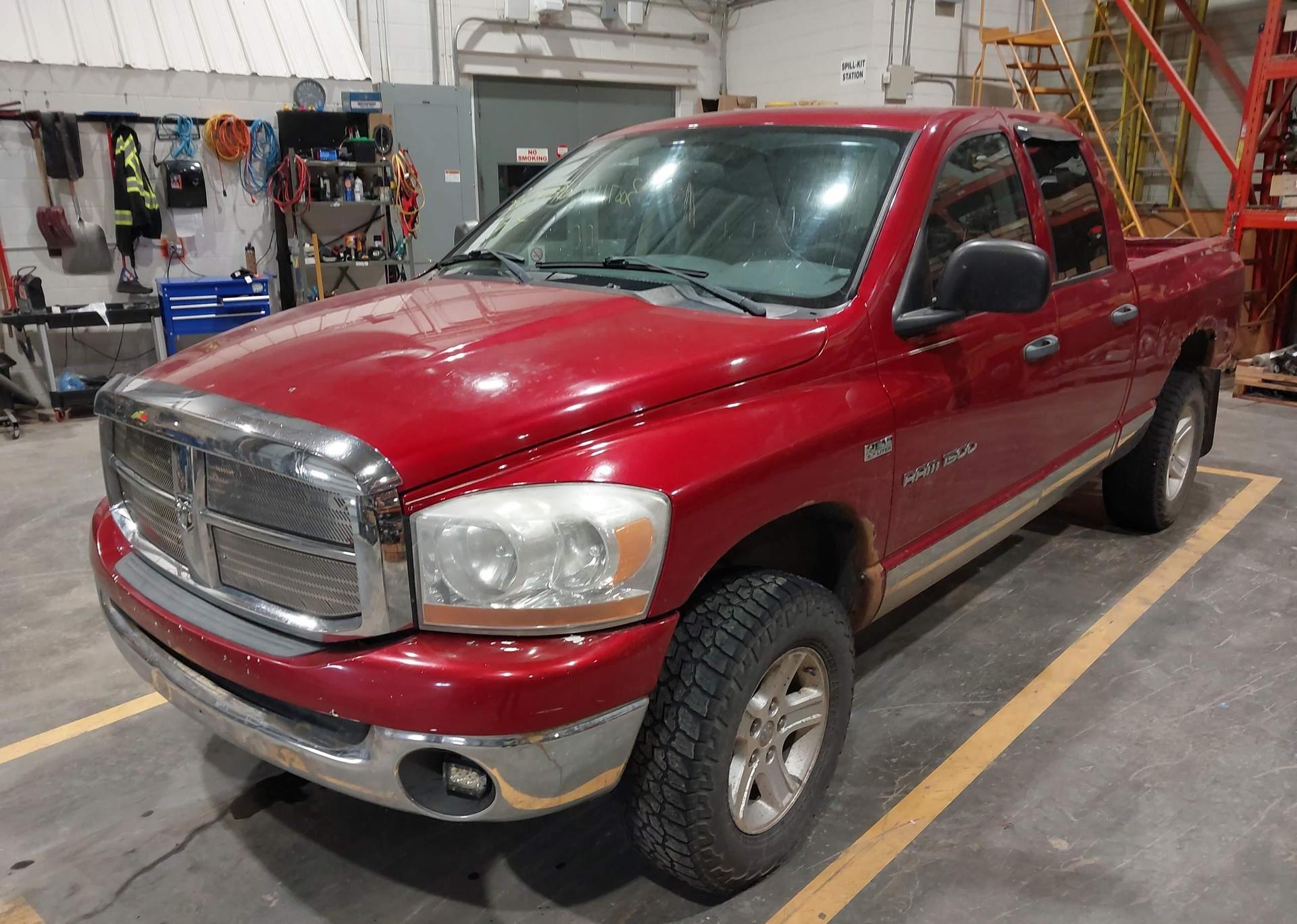 2006 DODGE RAM 1500 ST