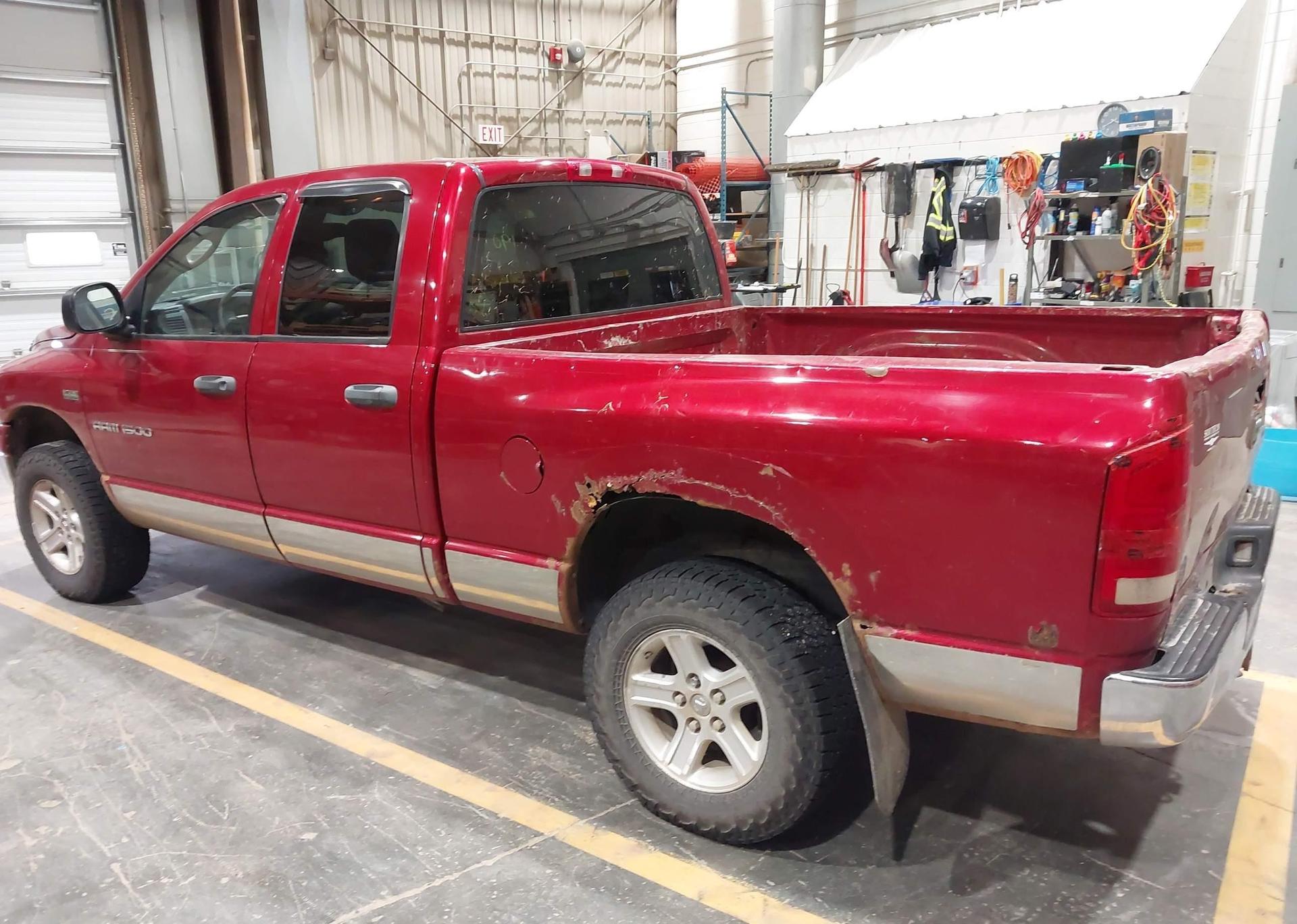 2006 DODGE RAM 1500 ST
