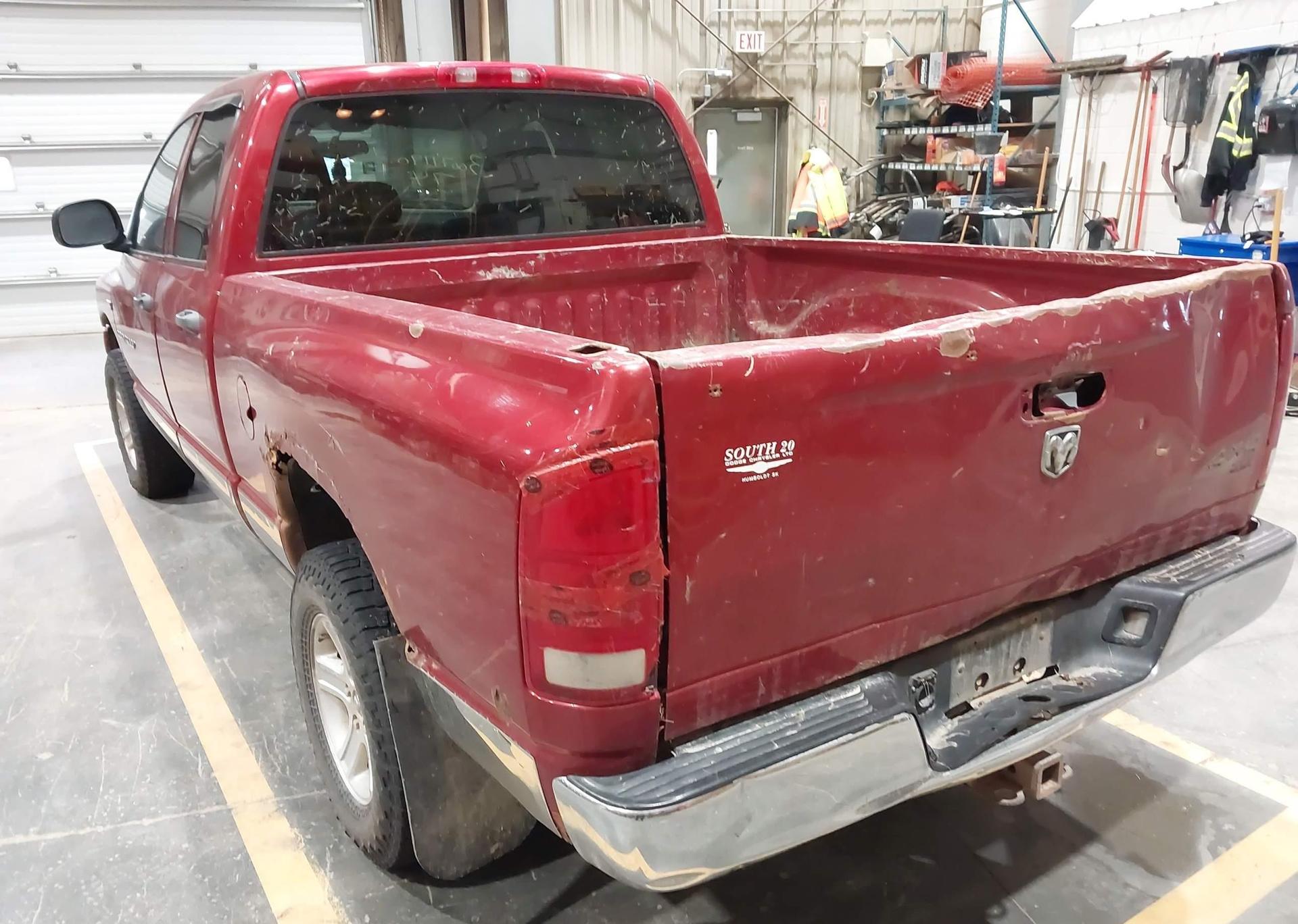 2006 DODGE RAM 1500 ST