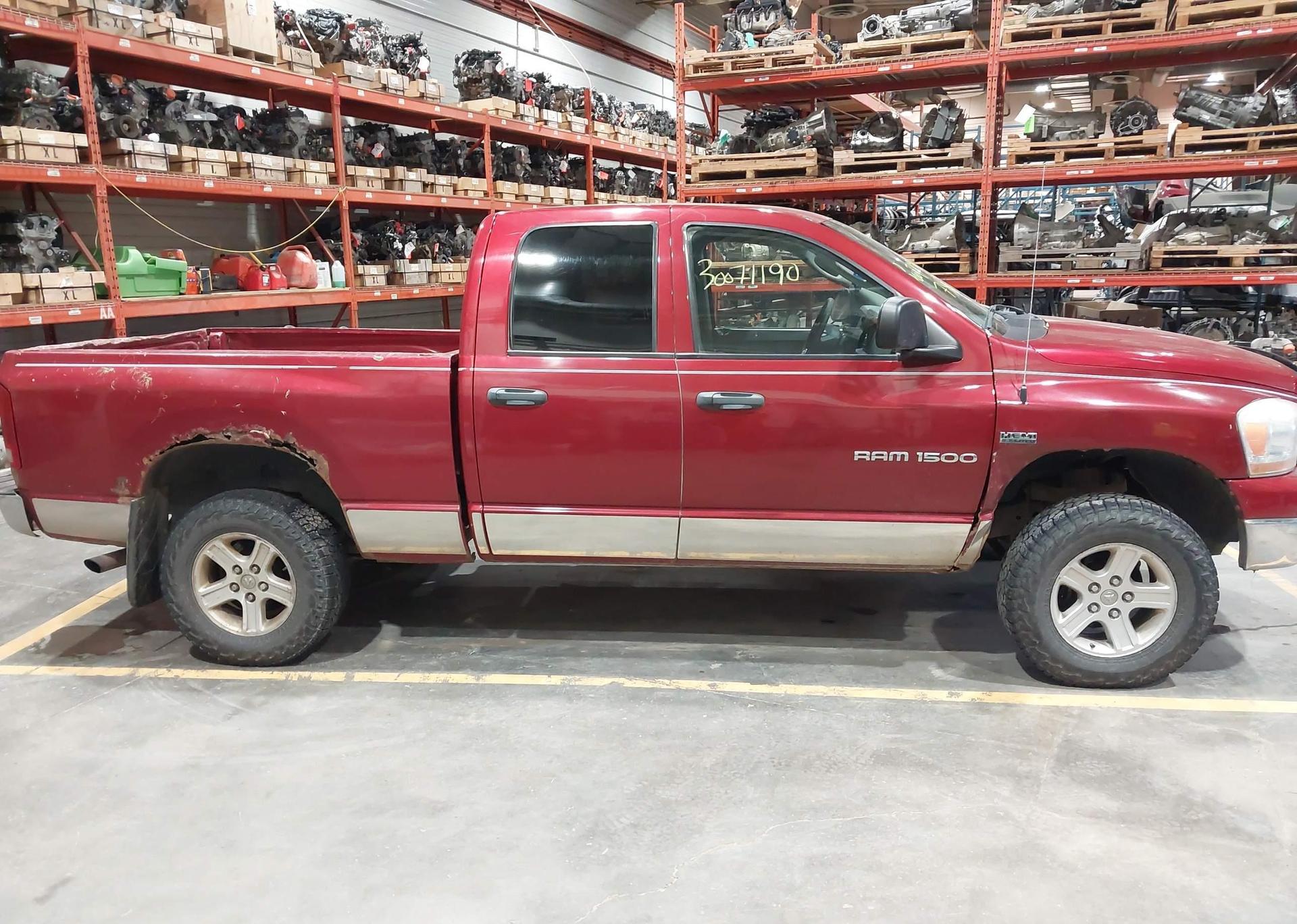 2006 DODGE RAM 1500 ST